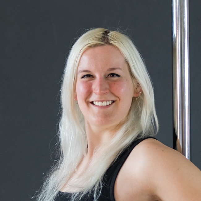 Tina Fischer quadratisch